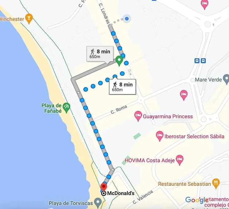 アパート Beach, Shopping A Few Meters Away アデヘ